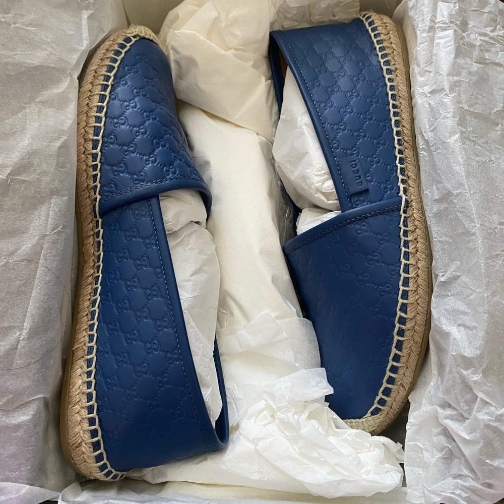 ❤️SOLD❤️ Authentic Gucci Leather Espadrilles in Blue - Picture 3 of 11